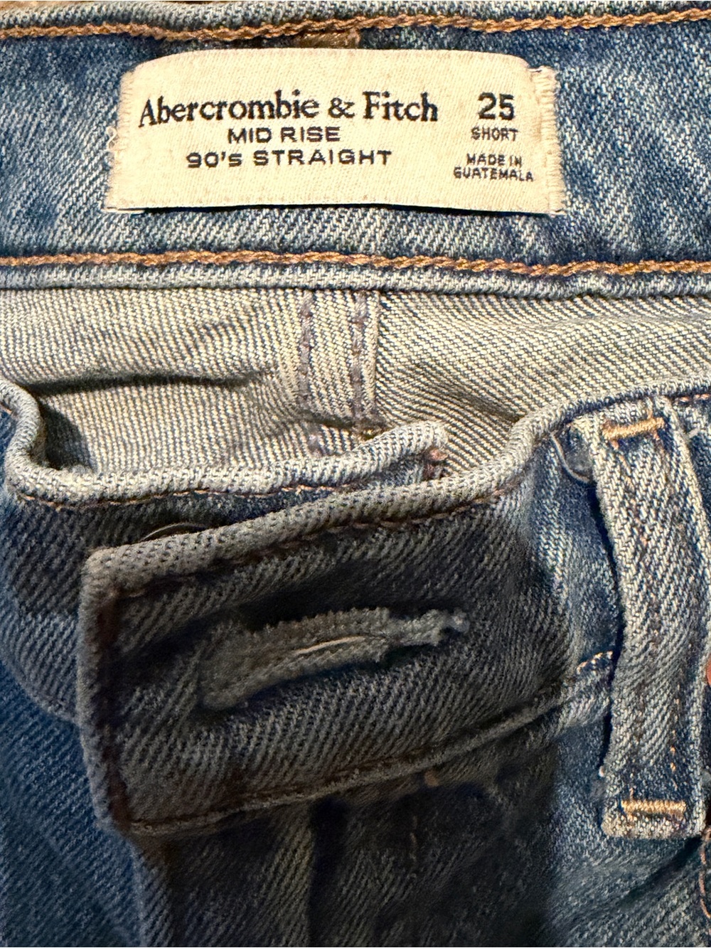 Abercrombie & Fitch Mid Rise 90's Straight Light Blue